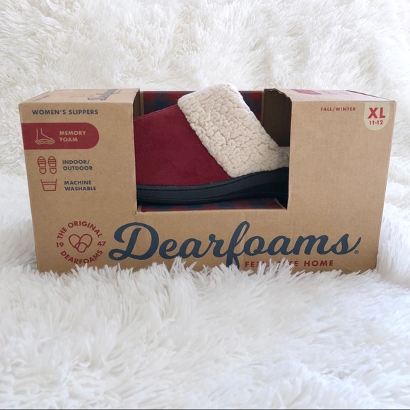 Dearfoams | Burgundy Microsuede Clog Slippers - Picture 2 of 8